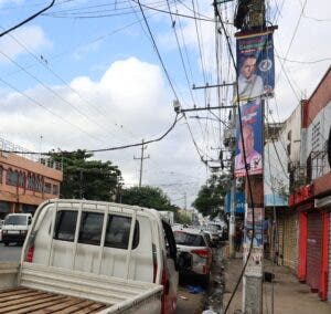 Propaganda política comienza a llenar calles y avenidas por las elecciones