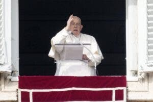 El papa pide no ceder a la lógica de la guerra en Oriente Medio