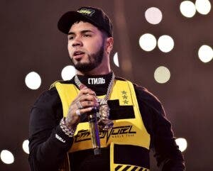 Anuel  advierte lo que le podría pasar a Arcángel si se lo encuentra