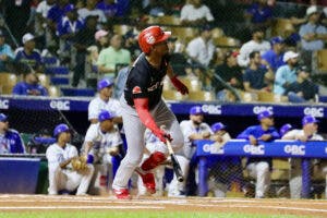 Elier y Santos llevan a Leones a victoria sobre Licey