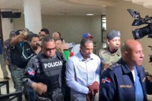 Trasladan a Wander Franco al Palacio de Justicia de Puerto Plata para conocerle coerción