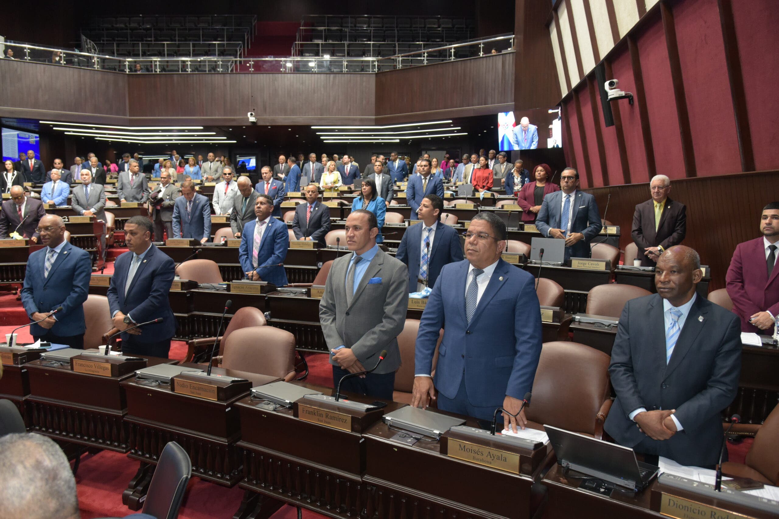 Diputados ratifican varios convenios y declaran a Pedernales, Provincia Ecoturística