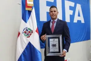 Juan Ángeles designado a su quinto Mundial FIFA