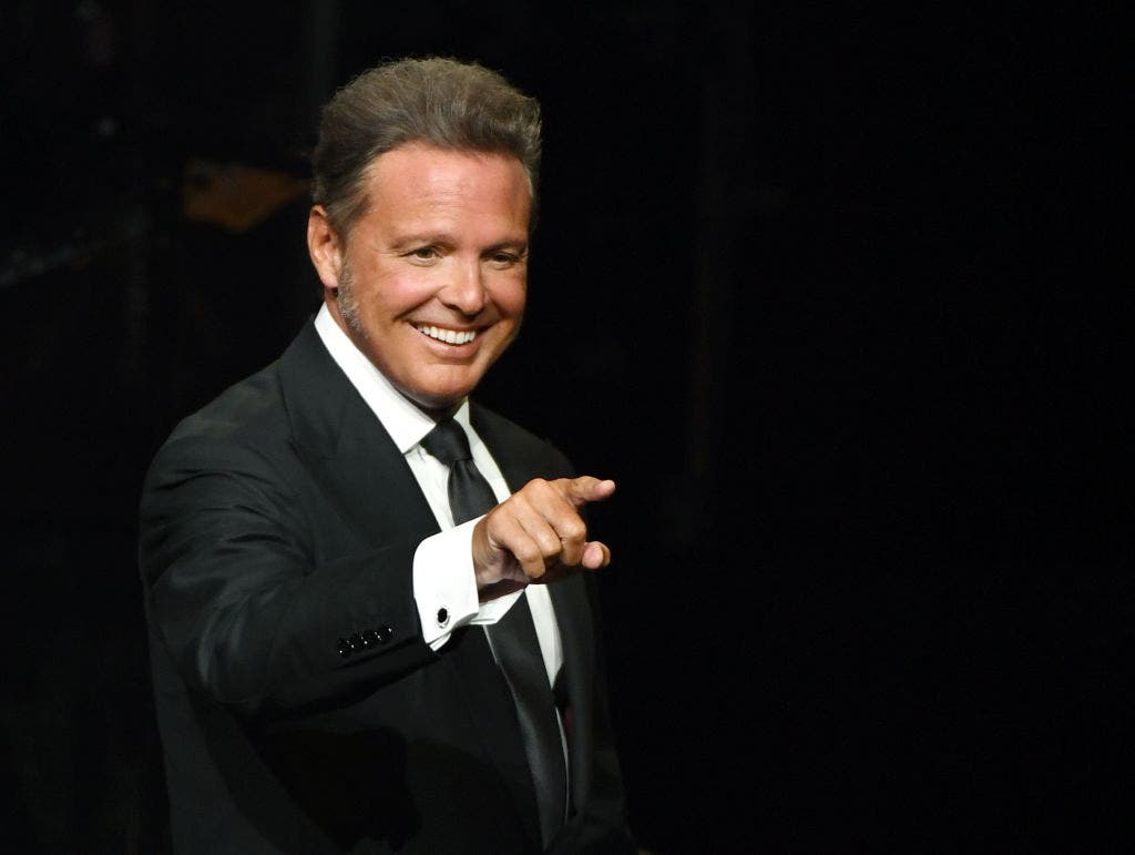 Luis Miguel actuará finalmente esta noche en RD, en medio de rumores y críticas