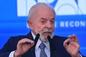 Lula alerta del crecimiento de una ultraderecha “irresponsable” y “mentirosa” en el mundo