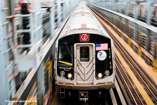 Muere una persona al ser empujada hacia las vías en metro de Nueva York