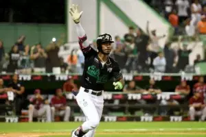 Las Estrellas derrotan otra vez a los Gigantes en entradas extras