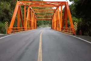 Presidente Abinader inaugura primer tramo carretero entre Barahona y Enriquillo