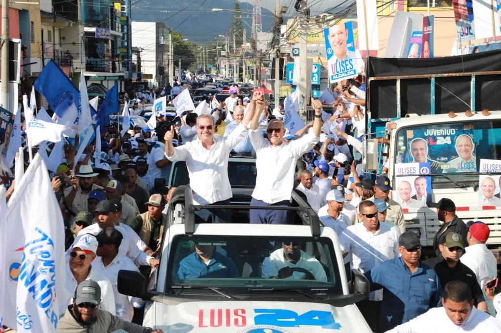 Abinader asegura que posicionamiento del PRM en Santiago está muy por encima de la oposición