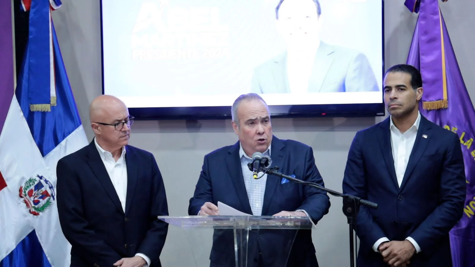 PLD acusa al gobierno de autoritario por ley DNI