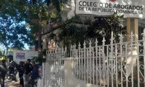 Situación Colegio de Abogados se agrava