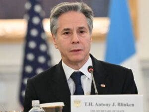 Blinken urge al primer ministro haitiano a acelerar un cambio de gobierno