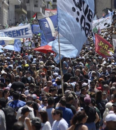 Sindicatos docentes de Argentina anuncian una nueva huelga