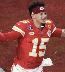 Mahomes  tiñe de oro a dinastía de los Chiefs