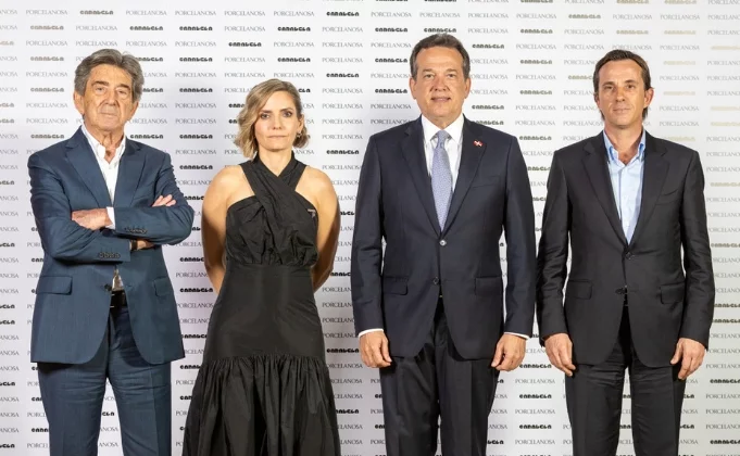 Héctor Colonques, Gelsomina Holguín-Veras, Ito Bisonó y Héctor Jr. Colonques.