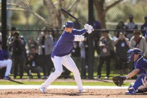 Ohtani realiza su primera práctica de bateo con los Dodgers tras cirugía de codo