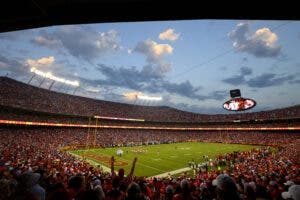 Chiefs gastarán 800 millones de dólares para renovar Arrowhead tras Mundial 2026