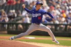 Yamamoto impresiona con dos episodios en blanco, en su debut de exhibición con Dodgers