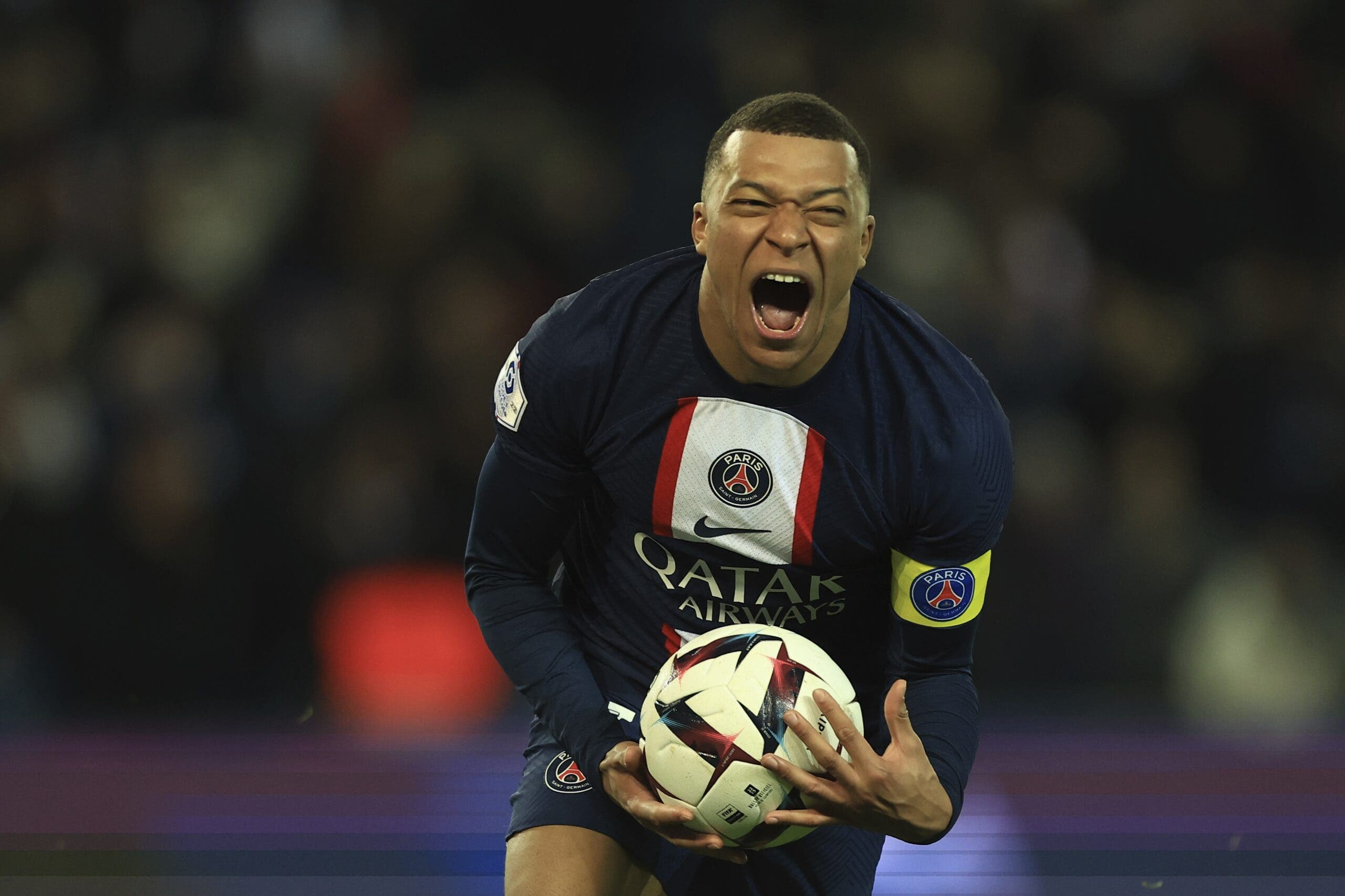 Mbappé anuncia al PSG que no seguirá la próxima temporada