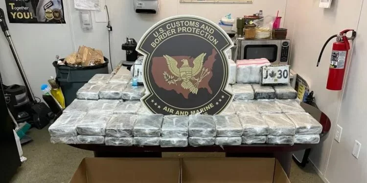 Dos dominicanos y un venezolano detenidos con 174 kilos de cocaína  en Puerto Rico