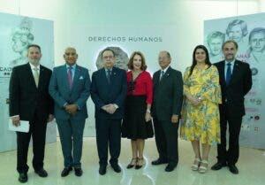 Banco Central con exposición sobre derechos humanos