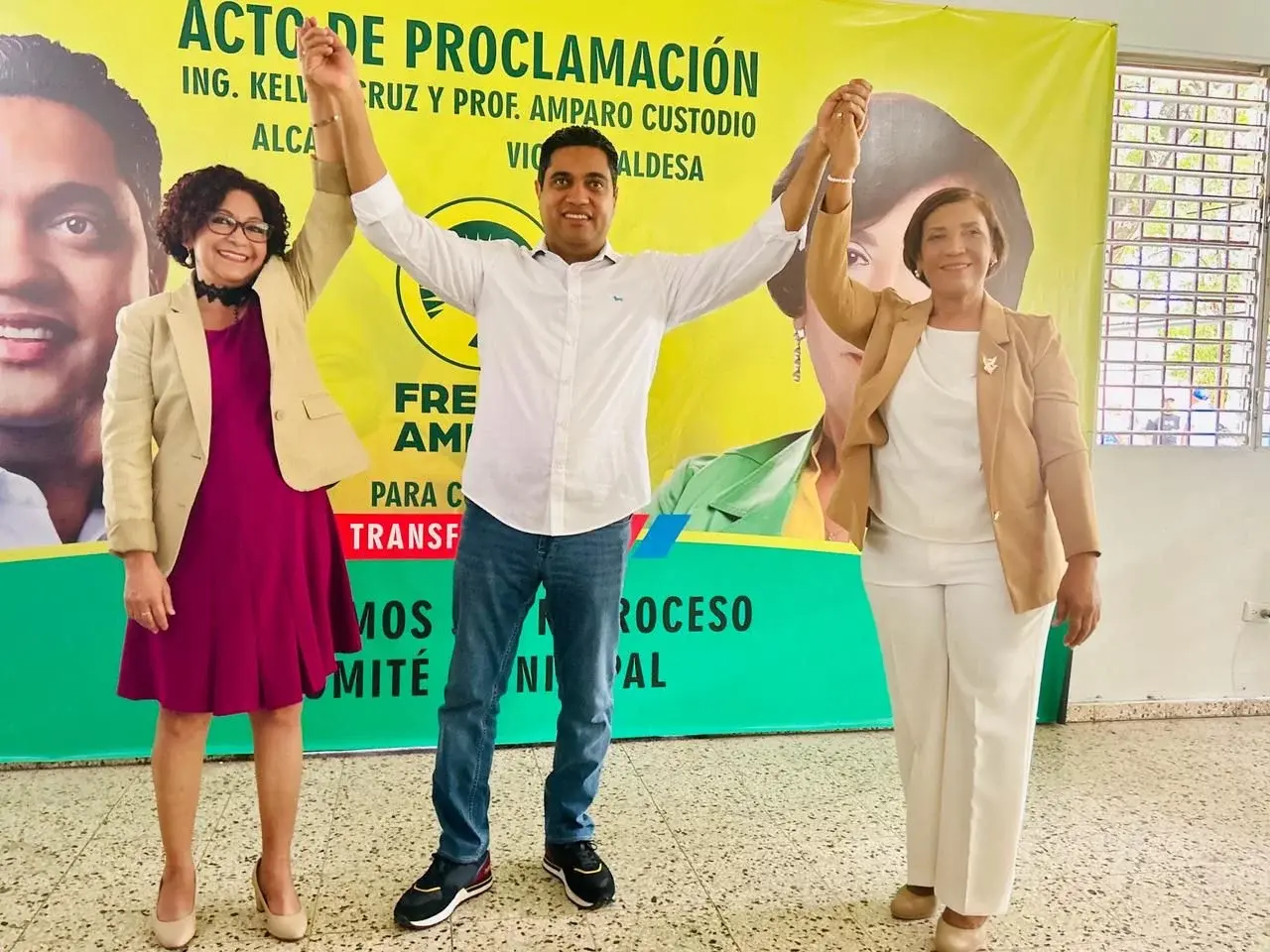 Frente Amplio oficializa candidatura Kelvin Cruz al Ayuntamiento de La Vega