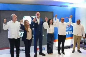 Adolfo Pérez dice Carolina representa valores de Luis Abinader