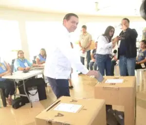 Candidato a senador Daniel Rivera dice elecciones municipales constituyen una fiesta de la democracia