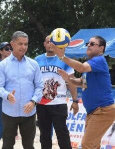 El Miderec realiza torneos en playas