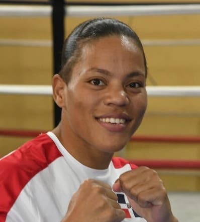 La dominicana María Moronta abrazó el boxeo para dejar de vender huevos en la calle