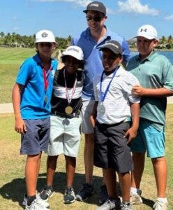 Mosyagina y Córdoba ganan VII parada en torneo de  golf