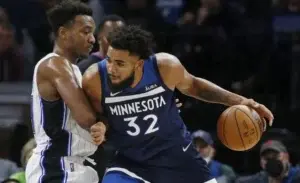 Éxito cirugía de Towns da respiro a los T-Wolves