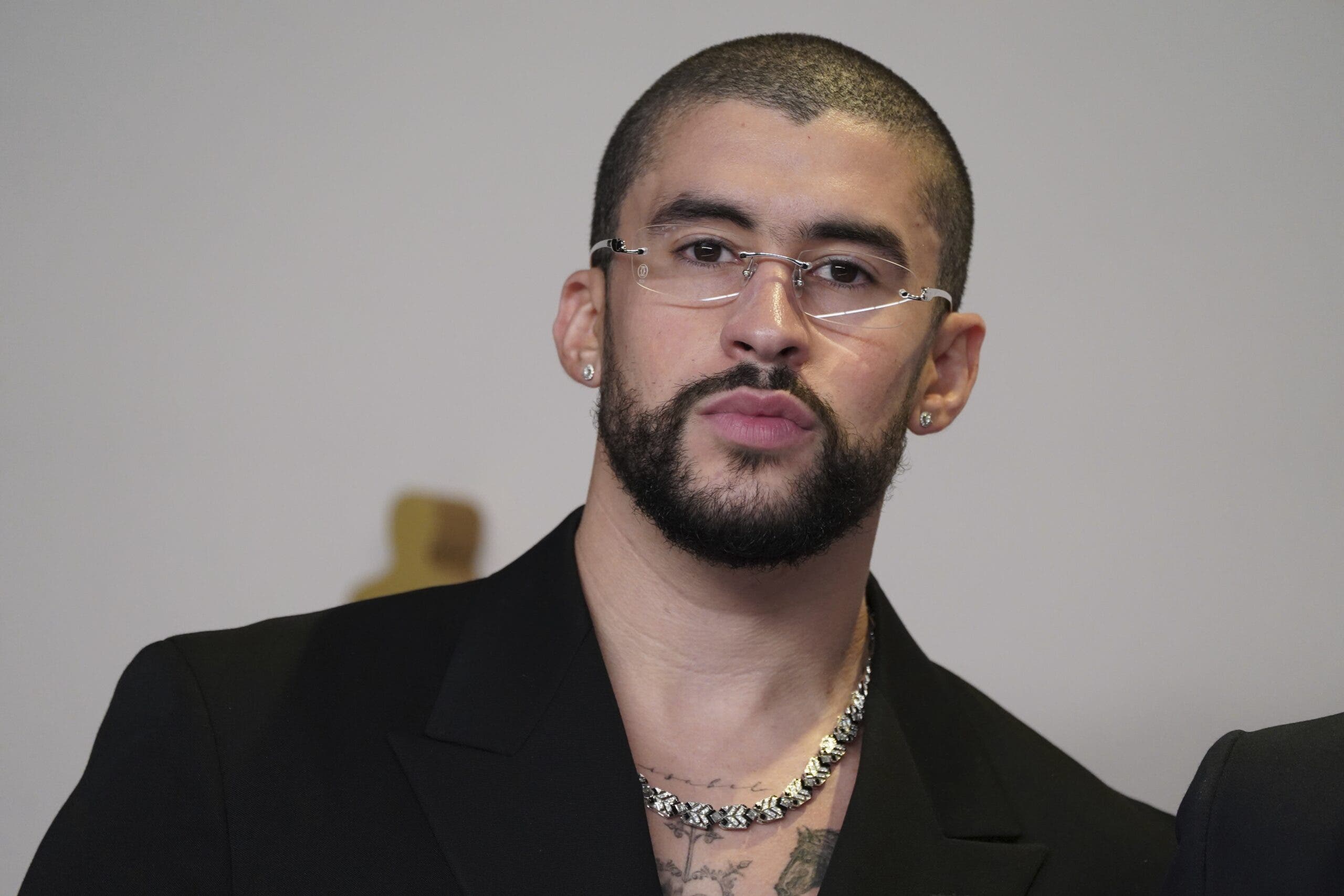 Bad Bunny es refutado por sus anuncios contra el partido gobernante de Puerto Rico