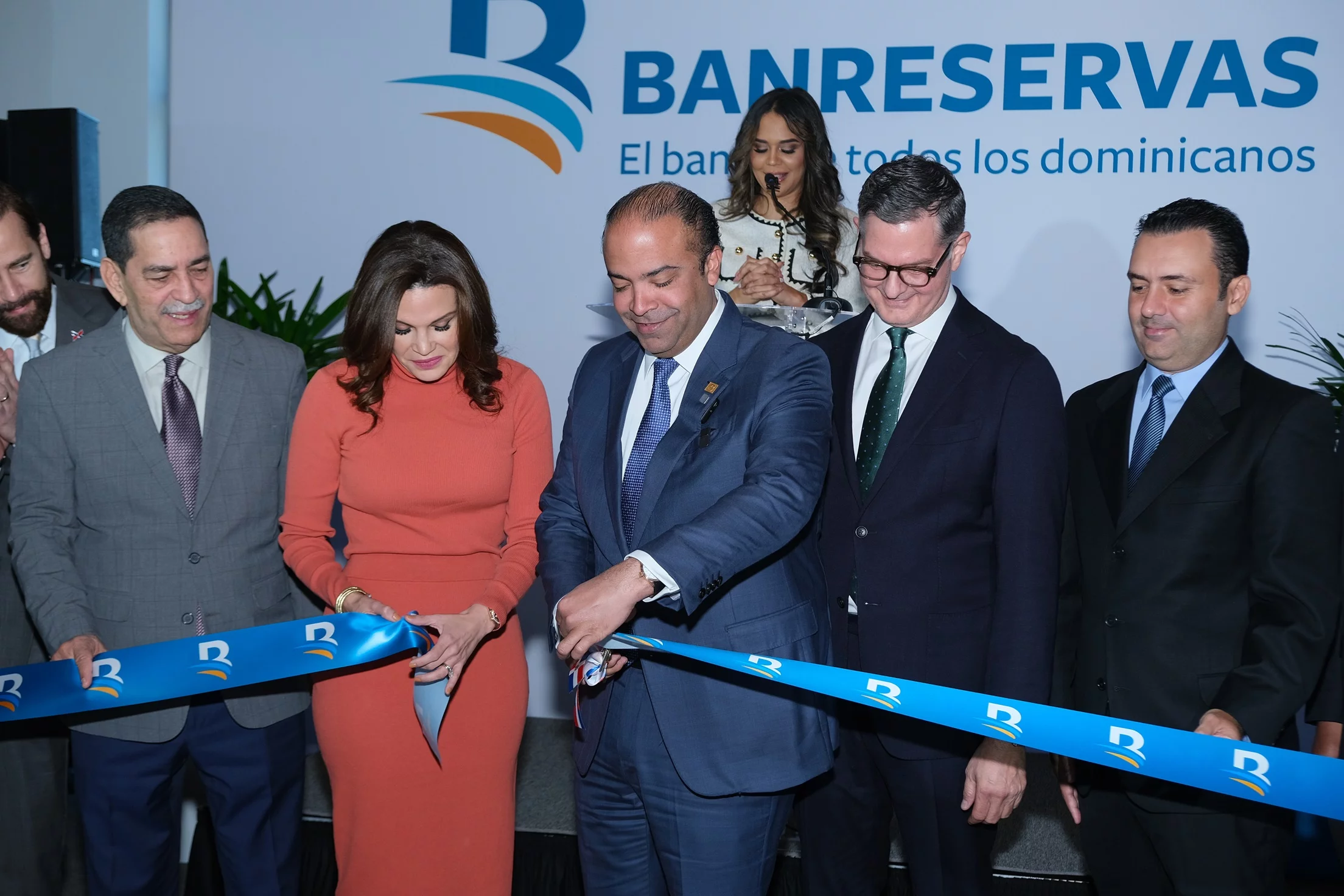 Banreservas inaugura feria inmobiliaria en NY y Lawrence con tasas fijas desde un 8%