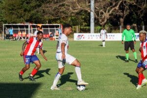 Delfines del Este vencen 2-0 al Atlántico FC en la segunda jornada de la LDF