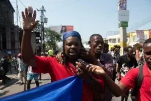 Haitianos se manifiestan contra el Consejo Presidencial que sustituirá a Ariel Henry