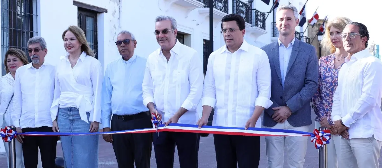 Abinader y Collado inauguran obras en la Ciudad Colonial