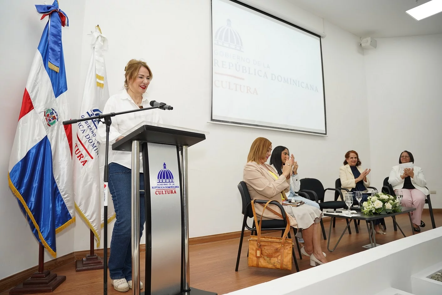 Ministerio de Cultura rinde homenaje a Creadoras por el Día Mundial de la Poesía