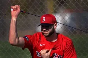 Pitcher Lucas Giolito podría perder temporada con Red Sox