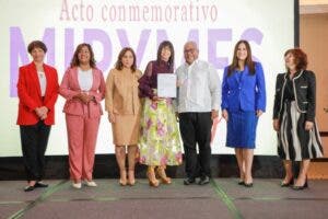 Promipyme impulsa emprendimiento femenino con nuevos préstamos en el Día Internacional de la Mujer