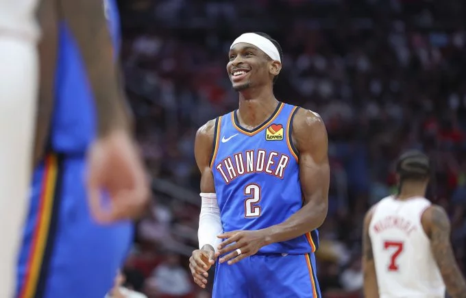 Gilgeous-Alexander anota 35 puntos y el Thunder recupera primer puesto en el Oeste