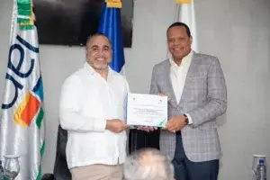 INAP reconoce a Pro Consumidor por alto ranking obtenido en Plan de Capacitación de sus servidores