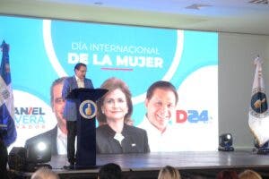 Raquel Peña y Daniel Rivera resaltan espíritu emprendedor y luchador de la mujer