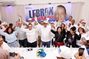 Evinson Lebrón anuncia su candidatura a diputado por la circunscripción 3