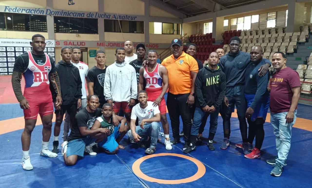 Policía Campeón Lucha Greco Romana En Juegos Deportivos Militares