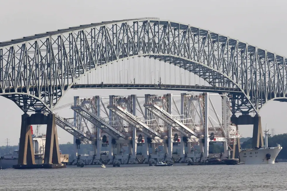 Al menos siete personas desaparecidas tras el derrumbe de un puente en Baltimore