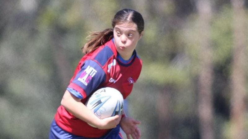 “Soy una luchadora y no me rendiré”: la inspiradora historia de la jugadora de rugby con síndrome de Down
