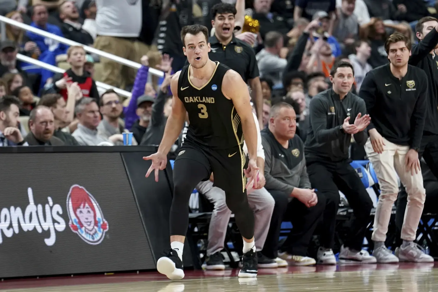 Jack Gohlke anota 10 triples mientras Oakland logra la primera sorpresa real de March Madness