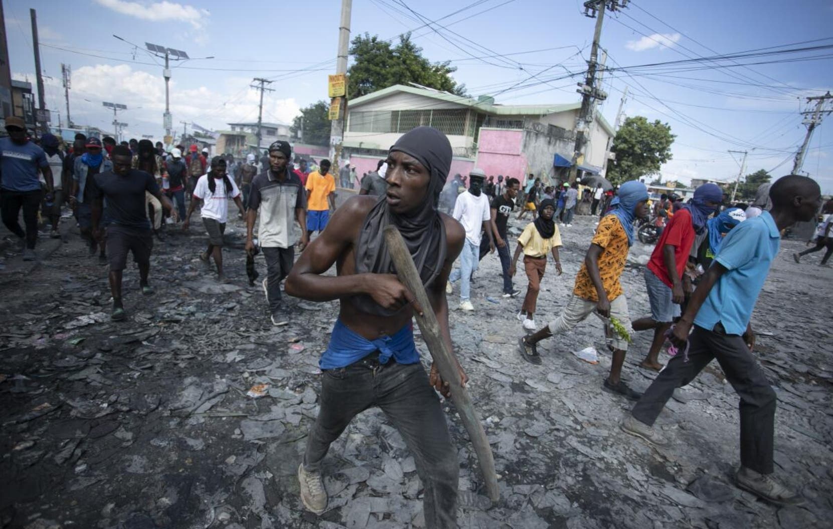 Gobierno haitiano, en alerta por avance de bandas hacia frontera con RD