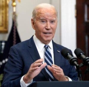 Medio millón de migrantes podrían naturalizarse estadounidenses según nuevo plan de Biden